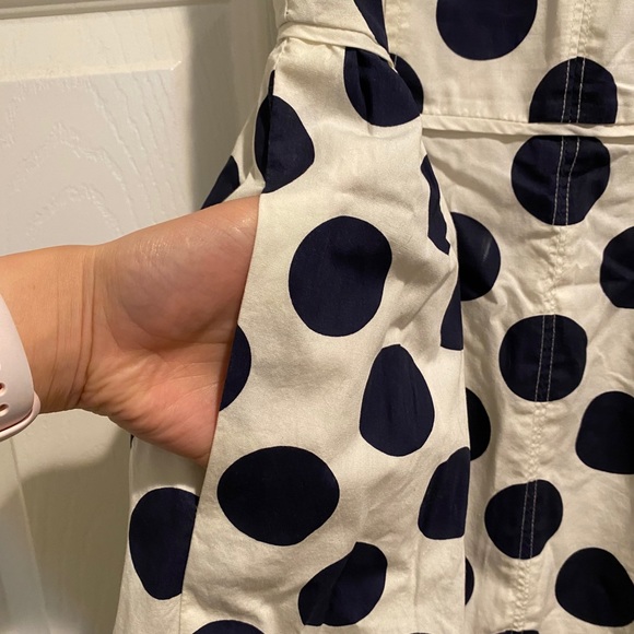 EUC JCREW white and navy polk a dot dress - Picture 3 of 8